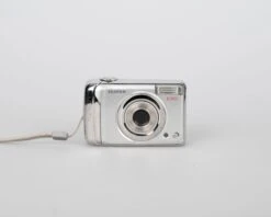 Fujifilm Finepix A610 6.3 MP CCD Sensor Digicam (uses AA Batteries + XD Cards)(Fujifilm Finepix A610 6 3 Mp Ccd Sensor Digicam Uses Aa Batteries Xd Cards) -Vintage Camera Store fujifilm finepix A610 6mp digicam 20240726 2062