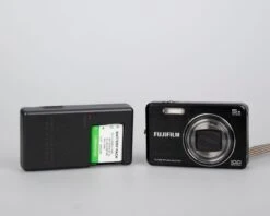 Fujifilm Finepix J250 10 MP CCD Digicam W/ Battery + Charger(Fujifilm Finepix J250 10 Mp Ccd Digicam W Battery Charger)