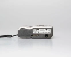 HP Photosmart R717 6.2 MP CCD Sensor Digicam W/ 2GB SD + Battery + Charger (serial CN55JD1031)(Hp Photosmart R717 6 2 Mp Ccd Sensor Digicam W 2gb Sd Battery Charger Serial Cn55jd1031) -Vintage Camera Store hp photosmart r717 compact digicam serial CN55JD1031 20250328 2