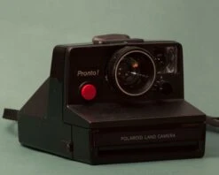 Polaroid Pronto! Instant Camera(Polaroid Pronto Instant Camera Uses Polaroid Originals Type Sx70 Film Tested 1)