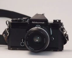 Nikkormat FT3 35mm Film SLR + Nikon 50mm F2 Lens(Nikkormat Ft3 35mm Film Slr With Nikon 50mm F2 Lens Film Tested Works Great)