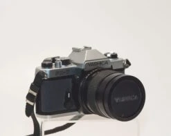 Yashica FX-7 35mm SLR(Yashica Fx 7 35mm Film Slr W Yashica 42 75mm F3 5 4 5 Lens Tested Works Great)