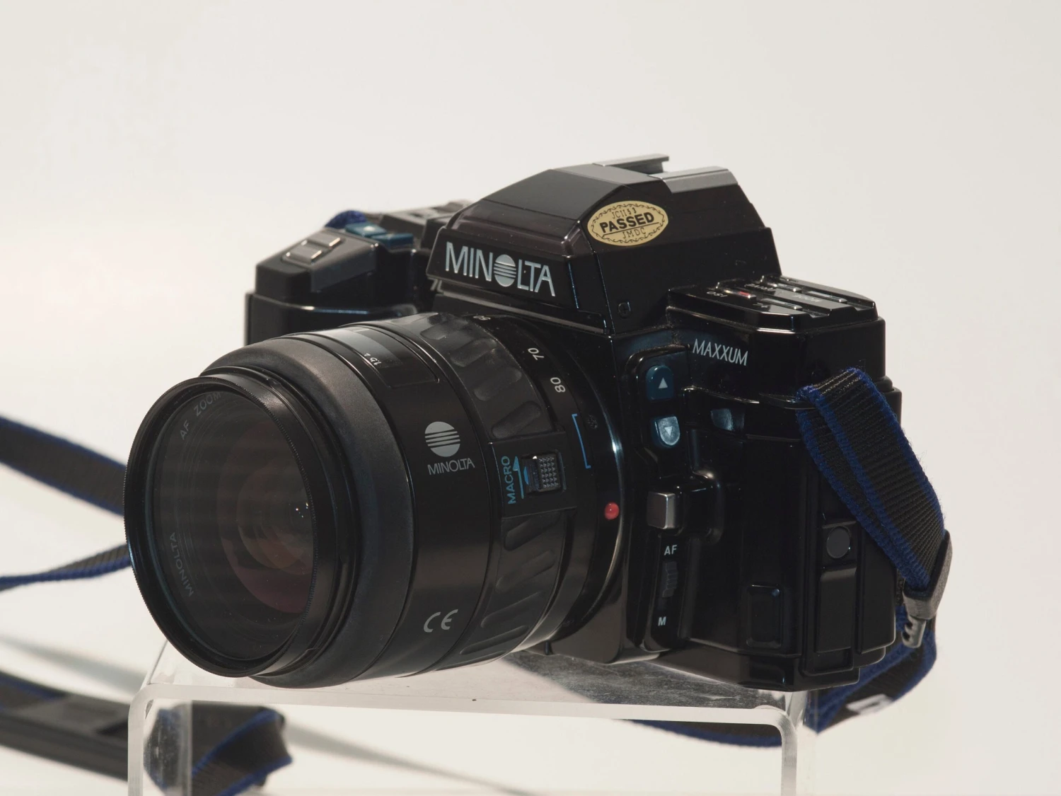 Minolta Maxxum 7000 35mm SLR Set(Minolta Maxxum 7000 35mm Slr With Minolta Af Zoom 28 80mm Macro Lens Af 2800 Flash Manual Film Tested) 9 Minolta Maxxum 7000 35mm SLR Set(Minolta Maxxum 7000 35mm Slr With Minolta Af Zoom 28 80mm Macro Lens Af 2800 Flash Manual Film Tested) - Image 9