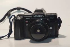 Minolta Maxxum 7000 35mm SLR Set(Minolta Maxxum 7000 35mm Slr With Minolta Af 28mm F2 8 Lens Af 2800 Flash Film Tested) -Vintage Camera Store il fullxfull.1982300125 3ddi