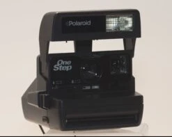 Polaroid One Step 600 Instant Camera(Polaroid One Step 600 Instant Camera Uses Polaroid Originals Type 600 Color And Black And White Films Film Tested)