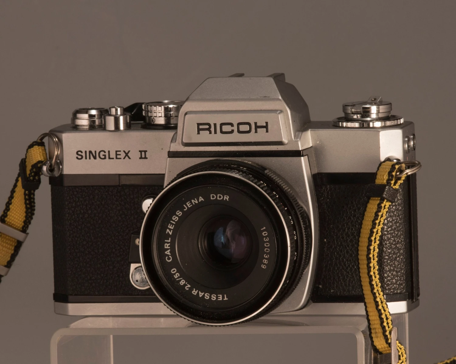 Ricoh Singlex II + Carl Zeiss Jena 50mm Lens(Ricoh Singlex Ii W Carl Zeiss Jena 50mm F2 8 Tessar Lens M42 Lens Mount Film Tested Excellent Image Quality Lens) 4 Ricoh Singlex II + Carl Zeiss Jena 50mm Lens(Ricoh Singlex Ii W Carl Zeiss Jena 50mm F2 8 Tessar Lens M42 Lens Mount Film Tested Excellent Image Quality Lens) - Image 4