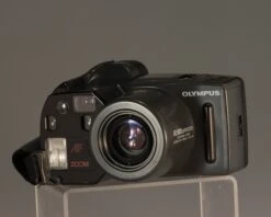 Olympus Superzoom AZ300 35mm Camera(Olympus Superzoom Az300 35mm Point And Shoot Camera Features A Quality Wide Range 38 105mm F4 5 F6 Zoom Lens Tested)