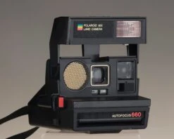 Polaroid 600 AutoFocusLand Camera Instant Film Camera(Polaroid 600 Autofocus Land Camera Instant Film Camera Uses Polaroid Originals 600 Films Film Tested)