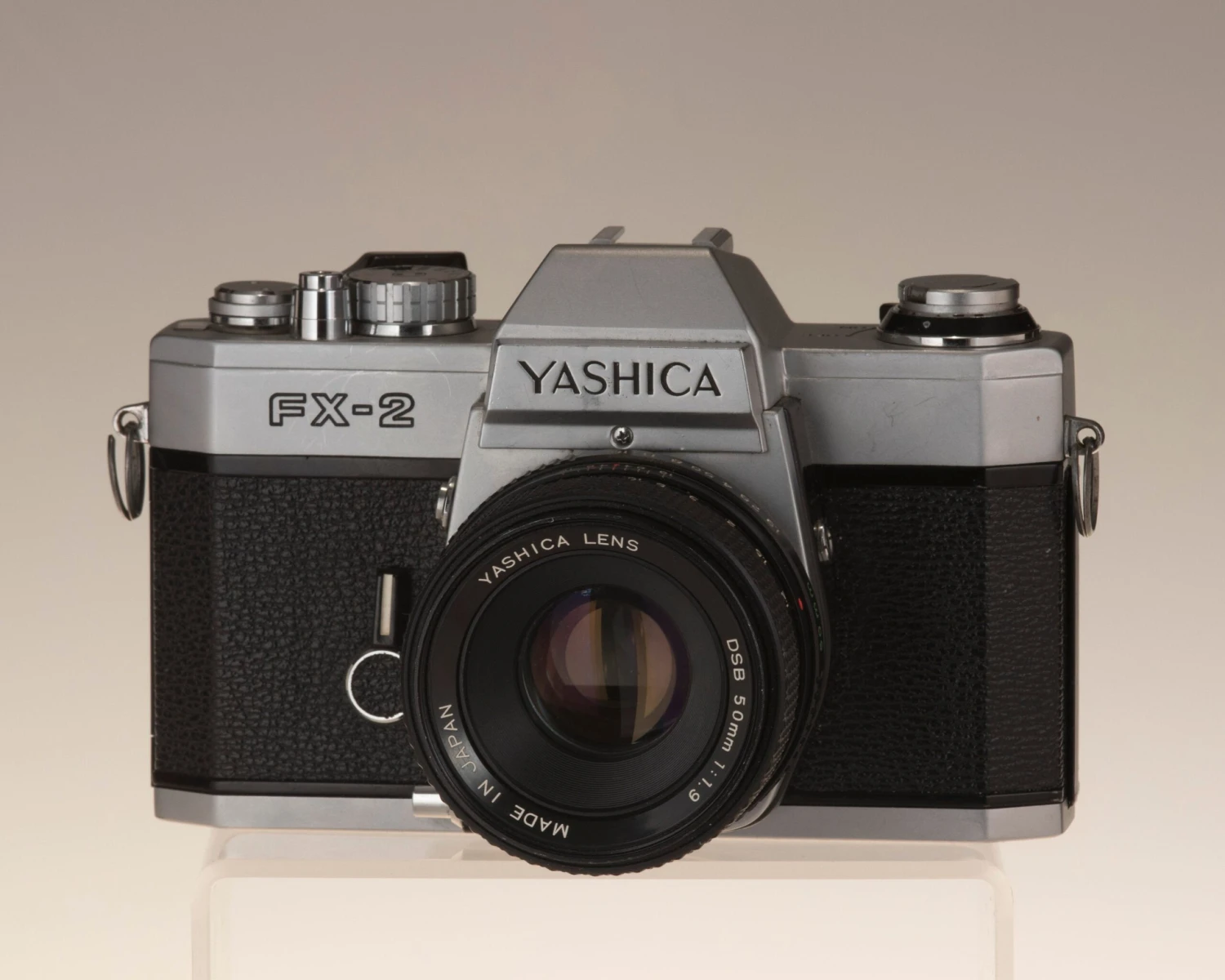 Yashica FX-2 35mm Film SLR + 50mm F1.9 Lens(Yashica Fx 2 35mm Film Slr W Yashica 50mm F1 9 Lens Film Tested Works Great) 2 Yashica FX-2 35mm Film SLR + 50mm F1.9 Lens(Yashica Fx 2 35mm Film Slr W Yashica 50mm F1 9 Lens Film Tested Works Great) - Image 2