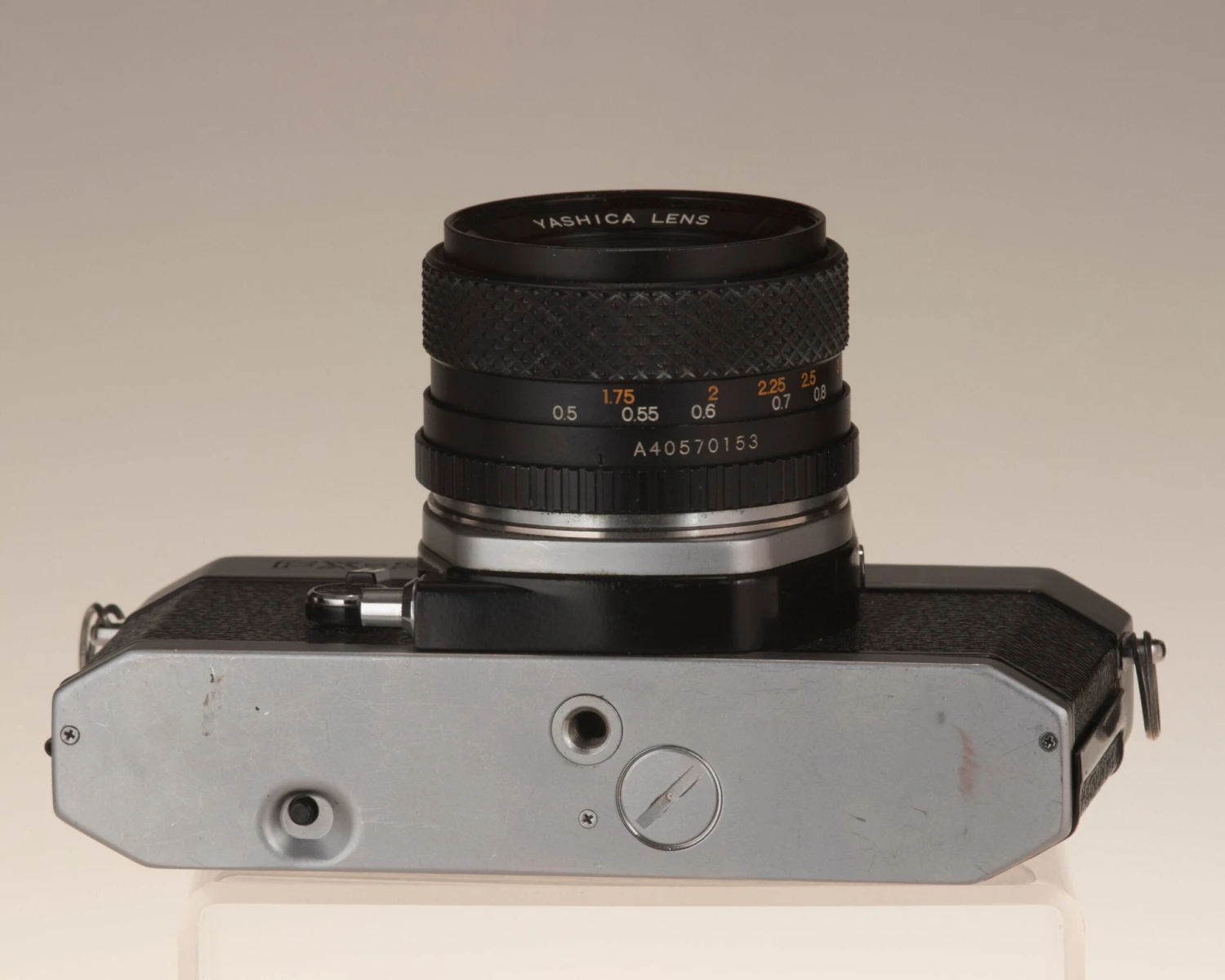 Yashica FX-2 35mm Film SLR + 50mm F1.9 Lens(Yashica Fx 2 35mm Film Slr W Yashica 50mm F1 9 Lens Film Tested Works Great) 6 Yashica FX-2 35mm Film SLR + 50mm F1.9 Lens(Yashica Fx 2 35mm Film Slr W Yashica 50mm F1 9 Lens Film Tested Works Great) - Image 6