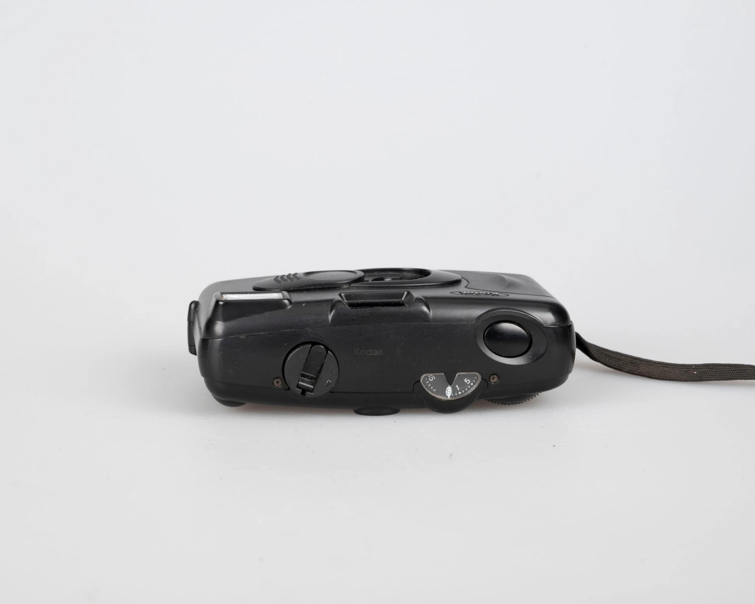 Kodak KB10 35mm Camera W/ Case(Kodak Kb10 35mm Camera W Case) 7 Kodak KB10 35mm Camera W/ Case(Kodak Kb10 35mm Camera W Case) - Image 7