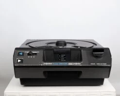 Kodak Carousel 4200 35mm Slide Projector W/ Ektanar C 102mm F2.8 Lens (serial 306895)(Kodak Carousel 4200 35mm Slide Projector W Ektanar C 102mm F2 8 Lens) -Vintage Camera Store kodak carousel 4200 35mm slide projector 202311035739