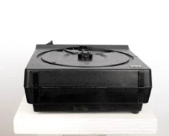 Kodak Carousel 4600 35mm Slide Projector W/ Ektanar C 102mm F2.8 Lens (serial 21513219)(Kodak Carousel 4600 35mm Slide Projector W Ektanar C 102mm F2 8 Lens Serial 21513219) -Vintage Camera Store kodak carousel 4600 35mm slide projector serial 21513219 202311075780