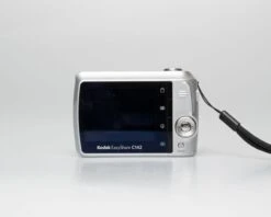 Kodak Easyshare C142 10 MP CCD Sensor Digicam W/ 1 GB SD Card (serial KCTFM01010999)(Kodak Easyshare C142 10 Mp Ccd Sensor Digicam W 1 Gb Sd Card Serial Kctfm01010999) -Vintage Camera Store kodak easyshare C141 digital camera serial KCTFM01010999 20250317 1