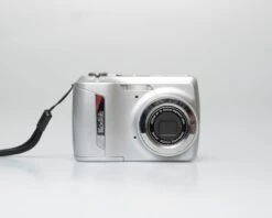 Kodak Easyshare C142 10 MP CCD Sensor Digicam W/ 1 GB SD Card (serial KCTFM01010999)(Kodak Easyshare C142 10 Mp Ccd Sensor Digicam W 1 Gb Sd Card Serial Kctfm01010999) -Vintage Camera Store kodak easyshare C141 digital camera serial KCTFM01010999 20250317 10