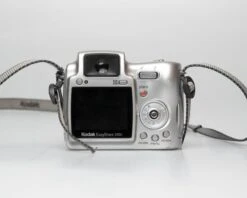 Kodak Easyshare Z650 6 MP Digicam W/ 2GB SD Card (serial KCKFL63117002)(Kodak Easyshare Z650 6 Mp Digicam W 2gb Sd Card Serial Kckfl63117002) -Vintage Camera Store kodak easyshare Z650 6mp ccd digicam serial KCKFL63117002 20250324 2