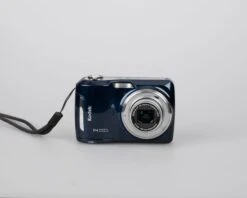 Kodak Easyshare C195 14 MP CCD Sensor Digicam W/ Manual And USB Cable (uses AA Batteries And SD Memory Cards)(Kodak Easyshare C195 14 Mp Ccd Sensor Digicam W Manual And Usb Cable Uses Aa Batteries And Sd Memory Cards) -Vintage Camera Store kodak easyshare c195 14 megapixel CCD digicam 20240311 1016