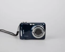 Kodak Easyshare C195 14 MP CCD Sensor Digicam W/ Manual And USB Cable (uses AA Batteries And SD Memory Cards)(Kodak Easyshare C195 14 Mp Ccd Sensor Digicam W Manual And Usb Cable Uses Aa Batteries And Sd Memory Cards) -Vintage Camera Store kodak easyshare c195 14 megapixel CCD digicam 20240311 1018