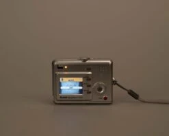 Kodak EasyShare C530 5 Megapixel CCD Sensor Digicam W/ 256 MB SD Card (uses AA Batteries)(Kodak C530 5 Megapixel Ccd Sensor Digicam W 256 Mb Sd Card Uses Aa Batteries) -Vintage Camera Store kodak easyshare c530 5 megapixel ccd digicam 20240319 1092