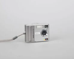 Kodak EasyShare C530 5 Megapixel CCD Sensor Digicam W/ 256 MB SD Card (uses AA Batteries)(Kodak C530 5 Megapixel Ccd Sensor Digicam W 256 Mb Sd Card Uses Aa Batteries) -Vintage Camera Store kodak easyshare c530 5 megapixel ccd digicam 20240319 1094