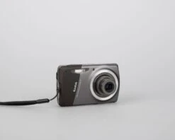 Kodak Easyshare M530 12 MP CCD Sensor Digicam W/ Charger + Battery (uses SD Card Memory)(Kodak Easyshare M530 12 Mp Ccd Sensor Digicam W Charger Battery Uses Sd Card Memory) -Vintage Camera Store kodak easyshare m530 12 megapixel ccd digicam 20240319 1123