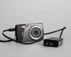 Kodak Easyshare M530 12 MP CCD Sensor Digicam W/ Charger + Battery (uses SD Card Memory)(Kodak Easyshare M530 12 Mp Ccd Sensor Digicam W Charger Battery Uses Sd Card Memory) -Vintage Camera Store kodak easyshare m530 12 megapixel ccd digicam 20240319 1128