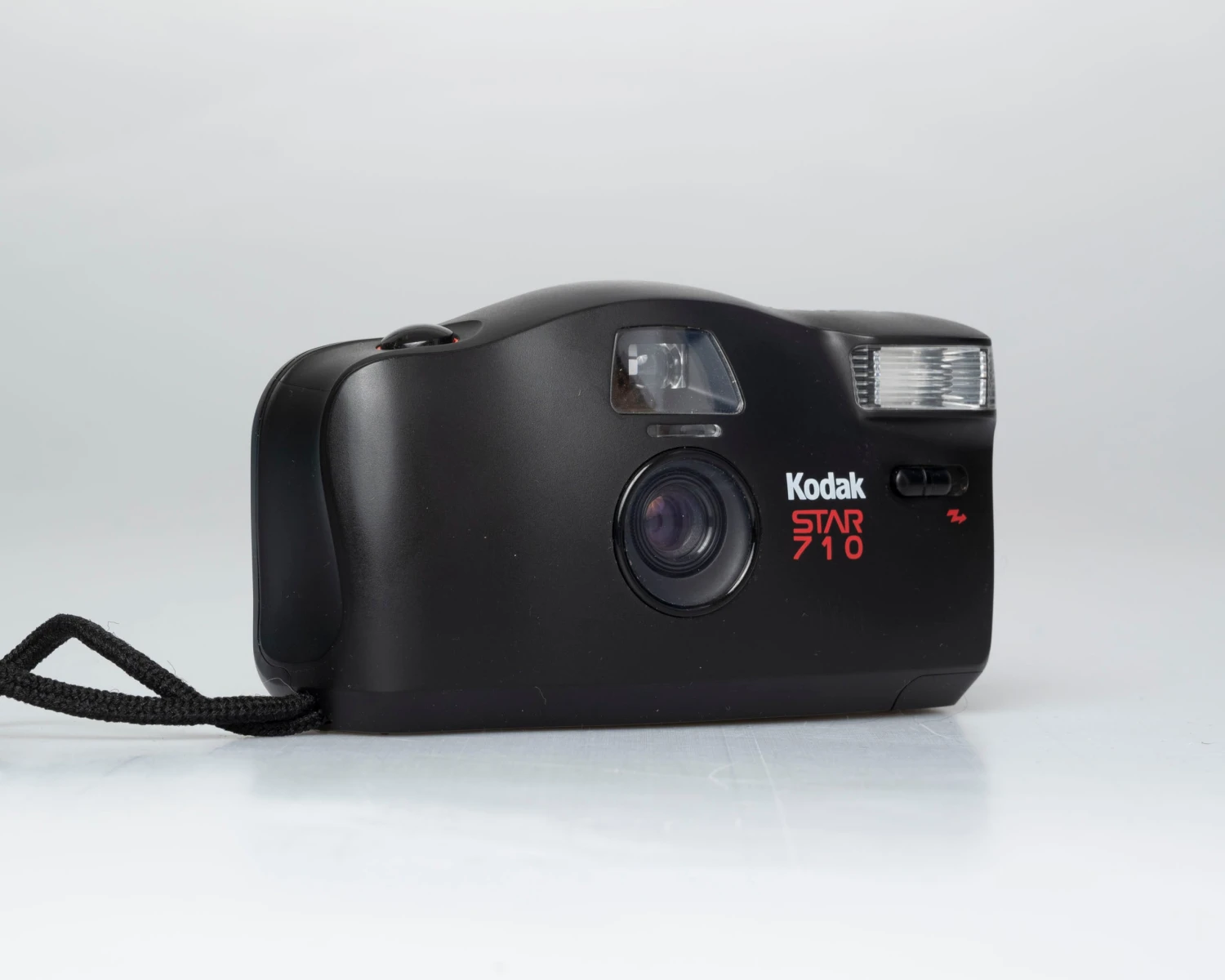 Kodak Star 710 35mm Camera (serial 032037601)(Kodak Star 710 35mm Camera Serial 032037601) 4 Kodak Star 710 35mm Camera (serial 032037601)(Kodak Star 710 35mm Camera Serial 032037601) - Image 4