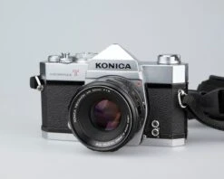 Konica Autoreflex T2 35mm Film SLR W/Hexanon AR 50mm F1.8 Lens(Konica Autoreflex T2 35mm Film Slr W Hexanon Ar 50mm F1 8 Lens) -Vintage Camera Store konica AutoReflex T2 35mmSLR Hexanon50mmF18 serial 199334 202212042530