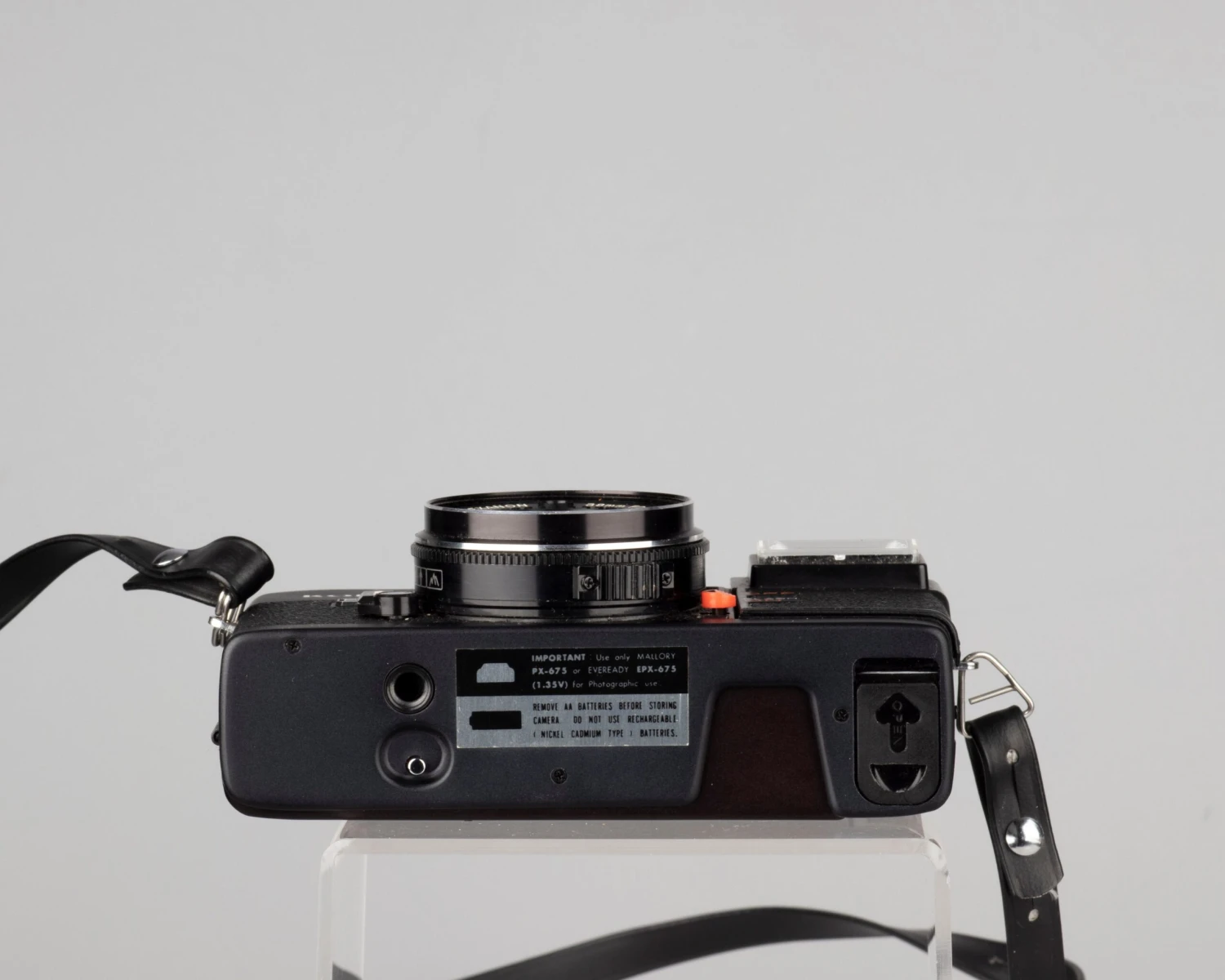 Konica C35 EF 35mm Film Camera W/original Ever-ready Case (serial 232840)(Konica C35 Ef 35mm Film Camera W Original Ever Ready Case Serial 232840) 8 Konica C35 EF 35mm Film Camera W/original Ever-ready Case (serial 232840)(Konica C35 Ef 35mm Film Camera W Original Ever Ready Case Serial 232840) - Image 8