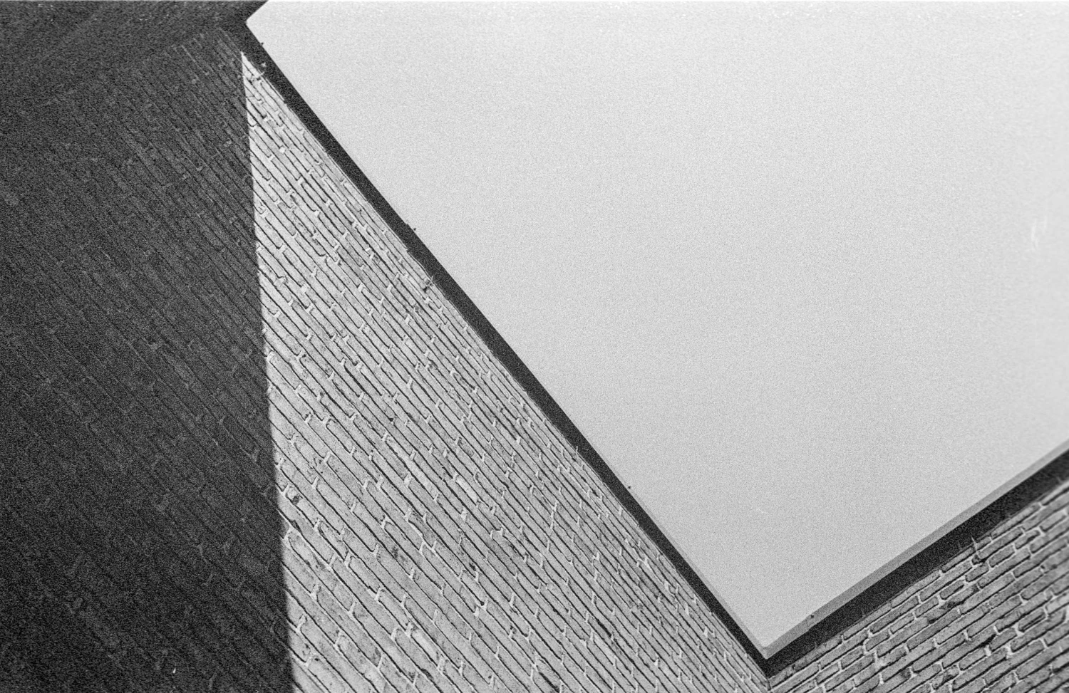 Konica FS-1 35mm Film SLR Camera W/Hexanon AR 50mm F1.7 Lens (serial 518843) | Film🎞tested(Konica Fs 1 35mm Film Slr Camera W Hexanon Ar 50mm F1 87 Lens Serial 518843) - Image 11