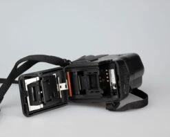 Kyocera/Yashica Samurai X3.0 Half-frame 35mm SLR (serial 077231)(Kyocera Yashica Samurai X3 0 Half Frame 35mm Slr Serial 077231) -Vintage Camera Store kyocera samurai x30 half frame 35mm SLR serial 077231 202302273289