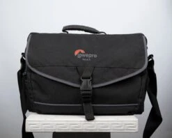 Lowepro Nova 5 Large Camera Bag (black With Grey Trim)(Lowepro Nova 5 Large Camera Bag Black With Grey Trim)