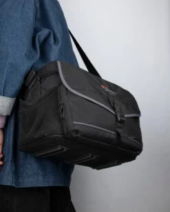 Lowepro Nova 5 Large Camera Bag (black With Grey Trim)(Lowepro Nova 5 Large Camera Bag Black With Grey Trim) -Vintage Camera Store lowepro nova 5 medium camera shoulder bag black 20240222 555