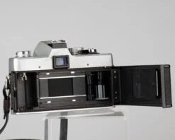 Minolta SRT 101 35mm SLR W/MC Rokkor PF 55mm F1.7 Lens + Ever-ready Case (serial 2496174)(Minolta Srt 101 35mm Slr W Mc Rokkor Pf 55mm F1 7 Lens Ever Ready Case Serial 2496174) -Vintage Camera Store minolta SRT101 serial 2496174 202205221178