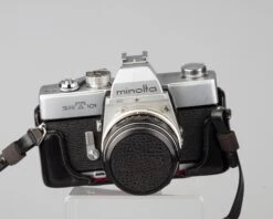 Minolta SRT 101 35mm SLR W/MC Rokkor PF 55mm F1.7 Lens + Ever-ready Case (serial 2496174)(Minolta Srt 101 35mm Slr W Mc Rokkor Pf 55mm F1 7 Lens Ever Ready Case Serial 2496174) -Vintage Camera Store minolta SRT101 serial 2496174 202205221186