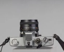 Minolta SRT 200 35mm SLR W/ Rokkor 50mm F1.7 Lens(Minolta Srt 200 35mm Slr W Rokkor 50mm F1 7 Lens) -Vintage Camera Store minolta SRT200 with50mmf17lens serial7405231 20210706 829