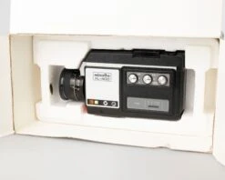 Minolta XL-400 Super 8 Movie Camera W/ Original Box And Manual(Minolta Xl 400 Super 8 Movie Camera W Original Box And Manual) -Vintage Camera Store minolta XL 400 super 8 camera w box 202304183654