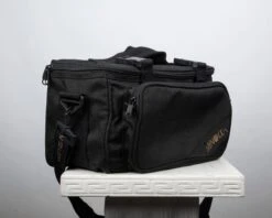 Minolta Large Black Camera Bag(Minolta Large Black Camera Bag) -Vintage Camera Store minolta black large sized camera shoulder bag 20240222 626