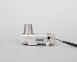 Minolta DiMage F200 4 MP CCD Sensor Digicam W/ 256MB SD + Original Box + Manuals (uses AA Batteries)(Minolta Dimage F200 4 Mp Ccd Sensor Digicam W 256mb Sd Original Box Manuals Uses Aa Batteries) -Vintage Camera Store minolta dimage f200 4 megapixel CCD digicam 20240324 1194