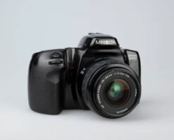 Minolta Dynax 500si 35mm Film SLR W/ Maxxum Af 35-80 Power Zoom Lens (serial 98601250)(Minolta Dynax 500si 35mm Film Slr W Maxxum Af 35 80 Power Zoom Lens Serial 98601250) -Vintage Camera Store minolta dynax500si 35 80mm serial 98601250 202212112578