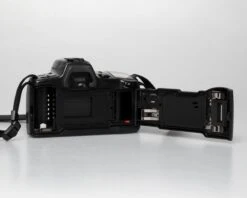 Minolta Dynax 500si 35mm Film SLR W/ 35-80mm Zoom (serial 95703408)(Minolta Dynax 500si 35mm Film Slr W 35 80mm Zoom Serial 95703408) -Vintage Camera Store minolta dynax 500si 35mm film SLR serial 95703408 20250417