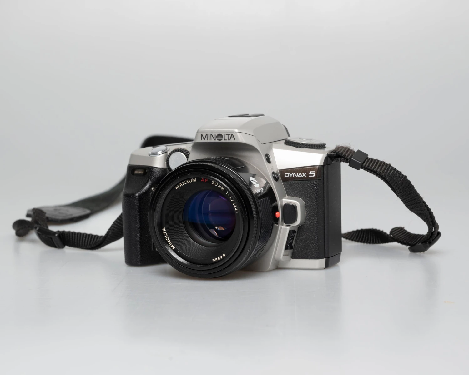 Minolta Dynax 5 35mm SLR W/ 50mm F1.7 Lens (serial 01101077) | Film🎞tested(Minolta Dynax 5 35mm Slr W 50mm F1 7 Lens Serial 01101077 Film🎞tested) - Image 13