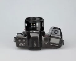 Minolta Dynax 8000i 35mm SLR Set W/ 28mm F2.8 Lens (viewfinder LCD Issue; Otherwise OK)(Minolta Dynax 8000i 35mm Slr Set W 28mm F2 8 Lens Viewfinder Lcd Issue Otherwise Ok) -Vintage Camera Store minolta dynax 8000i 35mm camera 202302263245