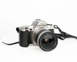 Minolta Maxxum XTsi 35mm Film SLR W/ 28-80mm Lens + Minolta Camera Bag + Remote Control (serial 94009570)(Minolta Maxxum Xtsi 35mm Film Slr W 28 80mm Lens Minolta Camera Bag Serial 94009570) -Vintage Camera Store minolta maxxum XTsi 35mm slr film Camera outfit with bag serial 94009570 202311035712