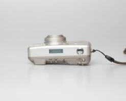 Minolta Riva Zoom 125 Compact 35mm Camera W/ Case (serial 40016465)(Minolta Riva Zoom 125 Compact 35mm Camera W Case Serial 40016465) -Vintage Camera Store minolta rivaZoom125 35mm film pns Camera serial 40016465 20250717 4