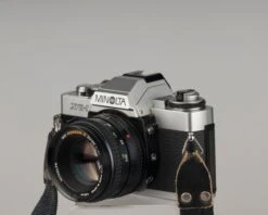 Minolta XG-1n 35mm SLR With 50mm F1.7 Lens(Minolta Xg 1n 35mm Slr With 50mm F1 7 Lens) -Vintage Camera Store minolta xg 1n 35mm camera serial3352252 20200708 504