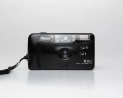 Nikon AF220 Compact 35mm Camera W/ Case (serial 7206925)(Nikon Af230 Compact 35mm Camera W Case Serial 7206925)