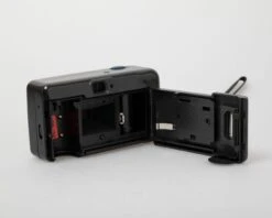 Nikon AF230 35mm Film Camera W/ Original Case (serial 7003229)(Nikon Af230 35mm Film Camera W Original Case Serial 7003229) -Vintage Camera Store nikon AF230 35mm film pns camera serial 7003229 20241106