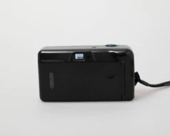 Nikon AF230 35mm Film Camera W/ Original Case (serial 7003229)(Nikon Af230 35mm Film Camera W Original Case Serial 7003229) -Vintage Camera Store nikon AF230 35mm film pns camera serial 7003229 20241106 1