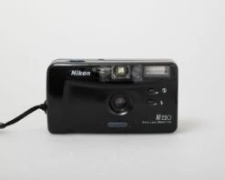 Nikon AF230 35mm Film Camera W/ Original Case (serial 7003229)(Nikon Af230 35mm Film Camera W Original Case Serial 7003229)